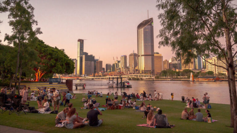 People enjoying a picnic at South Bank, Brisbane.