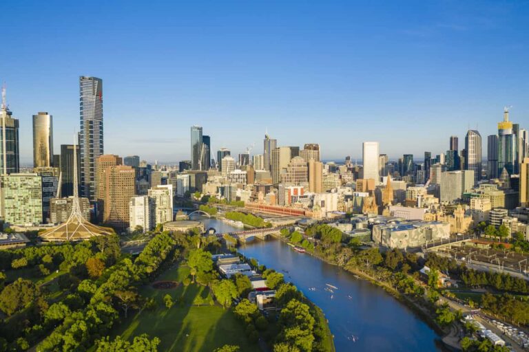 Melbourne skyline with Yarra River.