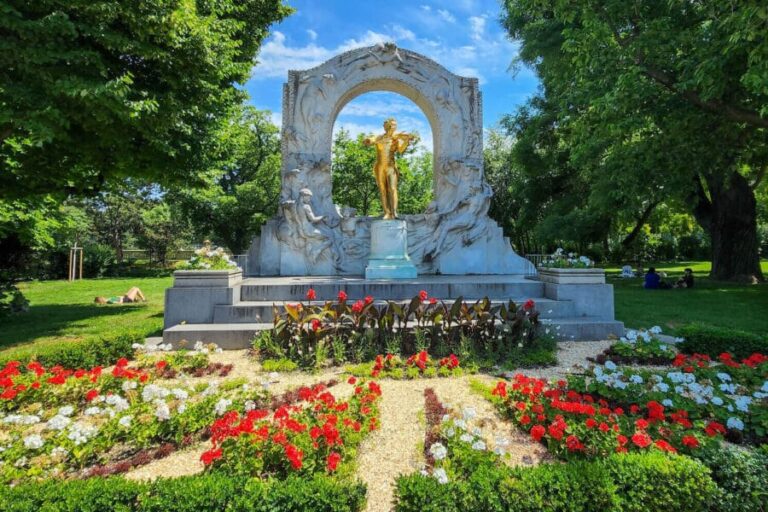 Johann Strauss monument in Vienna park