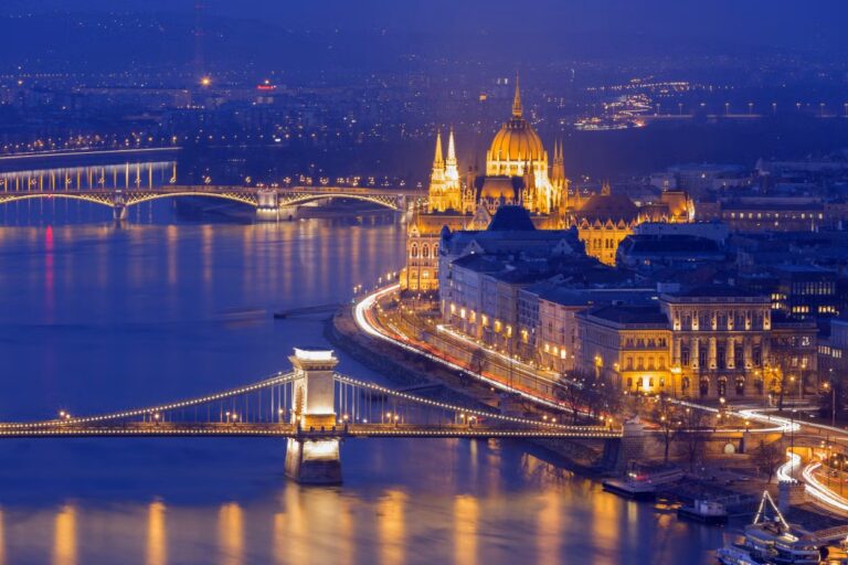 Night view of Budapest Parliament and Chain Bridge.