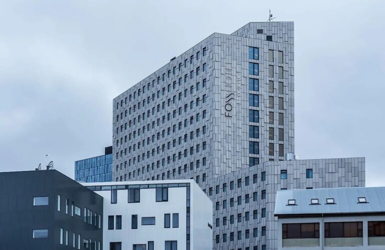Fosshotel Reykjavík high-rise building