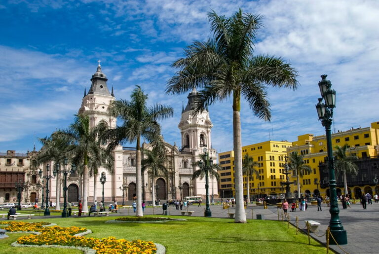 Plaza Mayor with Basilica Cathedral of Lima