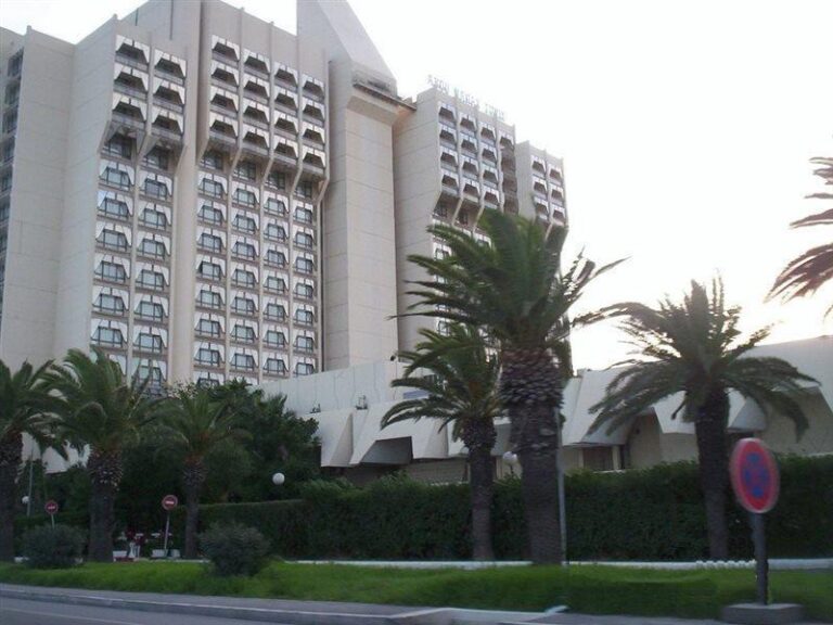 Laico Hotel in Tunis with palm trees