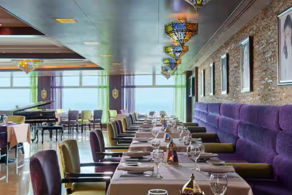 CORNICHE C